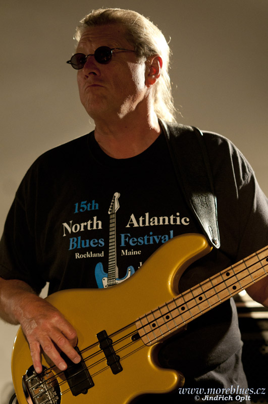 WALTER TROUT_009
