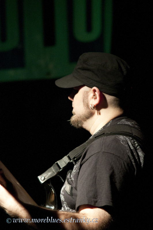 SIMON McBRIDE BAND_02.jpg