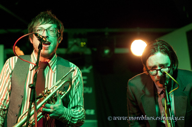 SHARON LEWIS & JAN KOŘÍNEK AND GROOVE_050.jpg