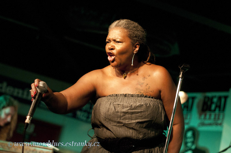 SHARON LEWIS & JAN KOŘÍNEK AND GROOVE_052.jpg