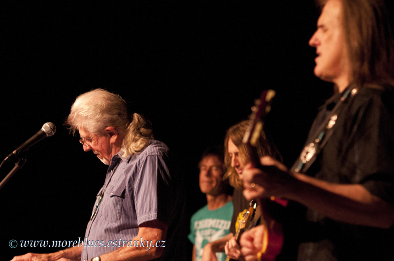 JOHN MAYALL_21.jpg