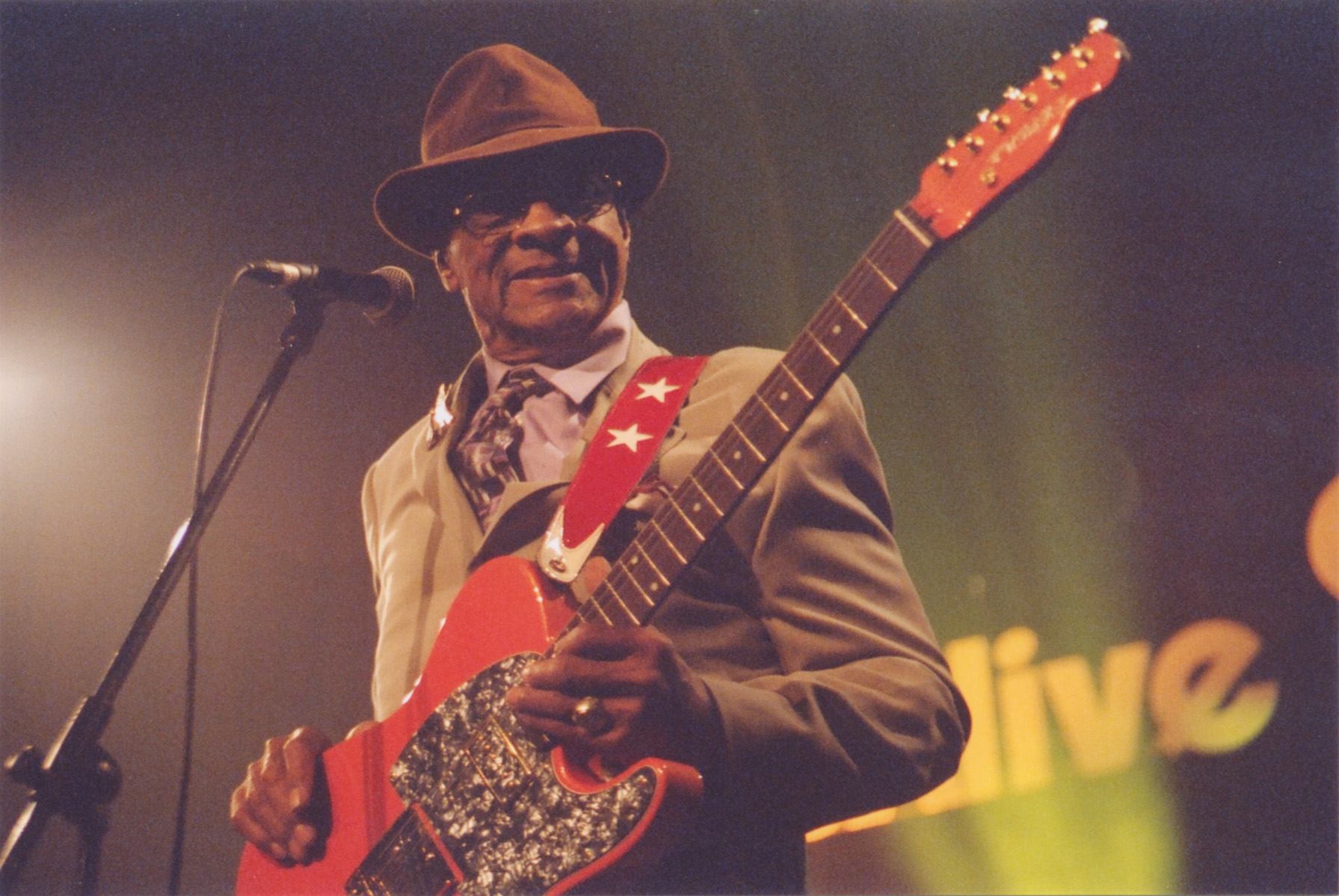 Hubert Sumlin Band 08.jpg