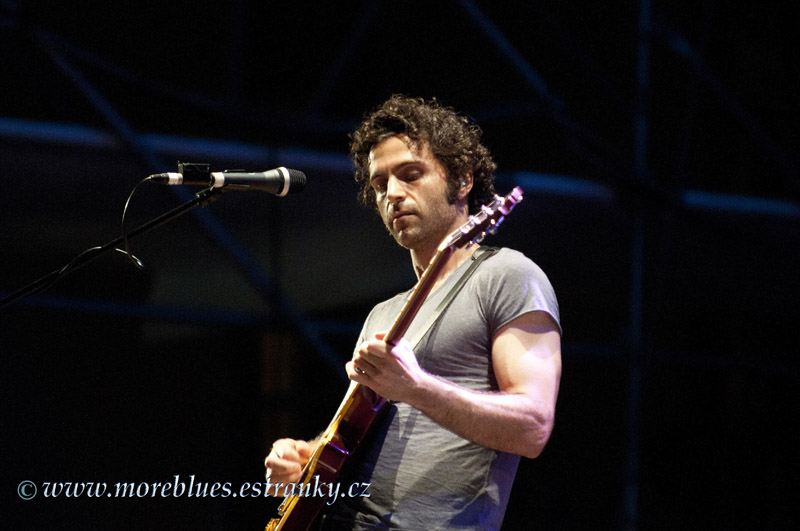 DWEEZIL ZAPPA PLAYS ZAPPA_23.jpg