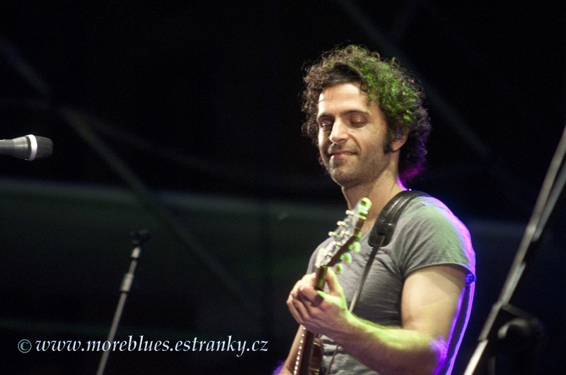 DWEEZIL ZAPPA PLAYS ZAPPA_25.jpg