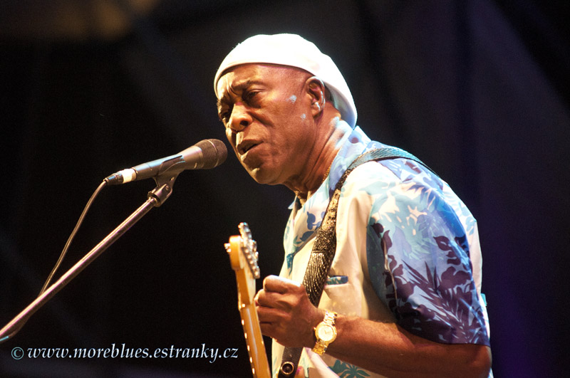 BUDDY GUY_03.jpg