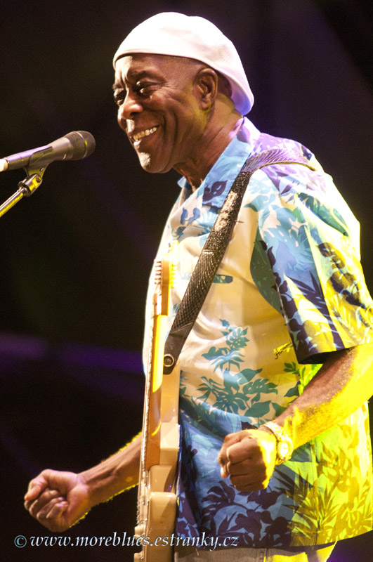 BUDDY GUY_11.jpg