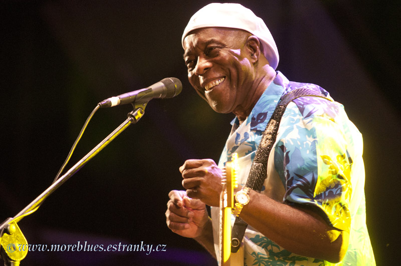 BUDDY GUY_12.jpg