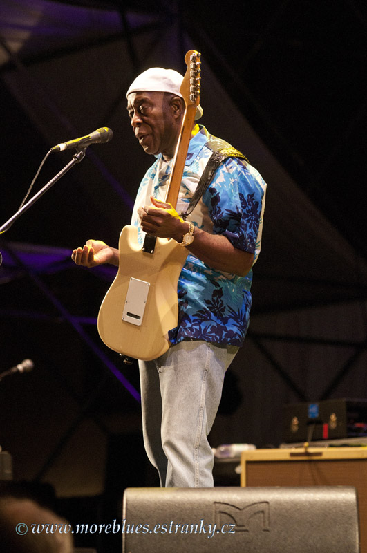 BUDDY GUY_16.jpg