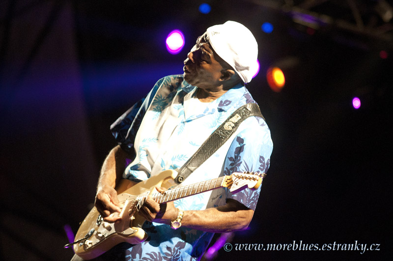 BUDDY GUY_26.jpg