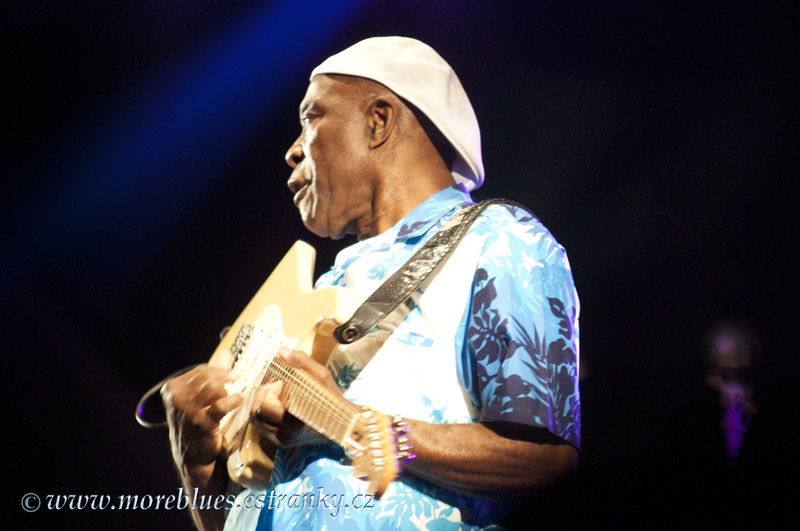 BUDDY GUY_27.jpg