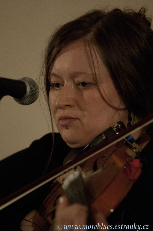 ELIZA CARTHY & AIDAN CURRAN_05.jpg