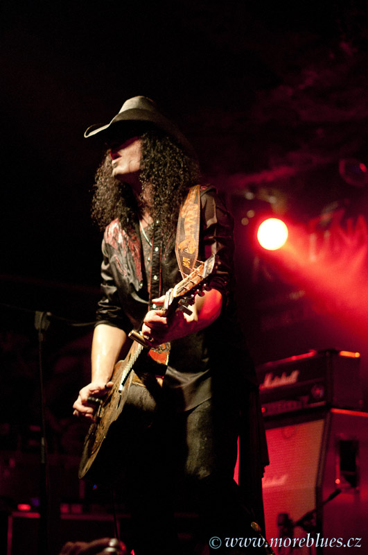 ERIC SARDINAS & BIG MOTOR_65