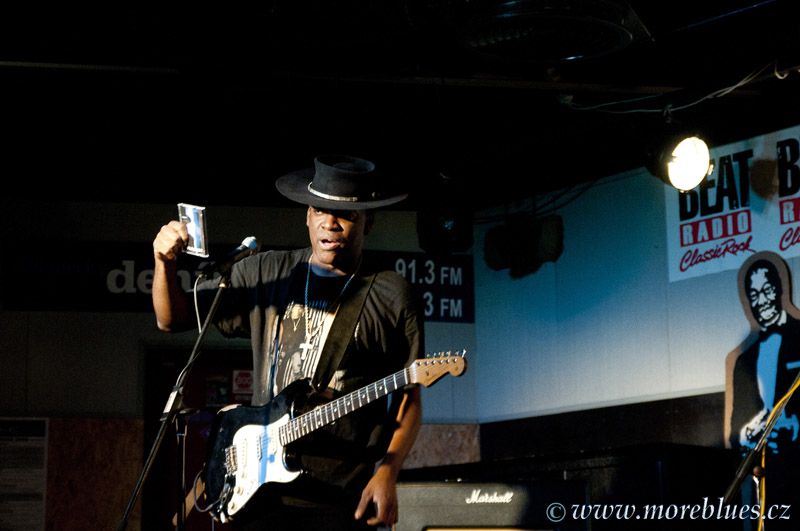 CARVIN JONES BAND_44