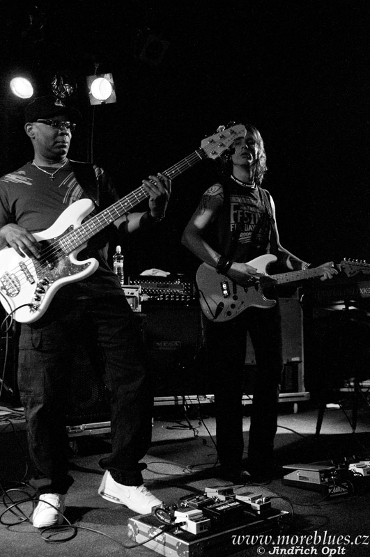 BERNARD ALLISON GROUP_011