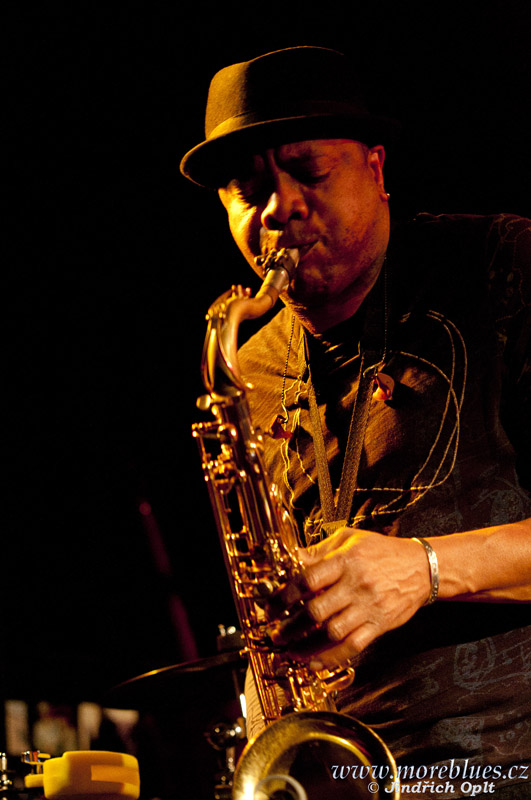 BERNARD ALLISON GROUP_042