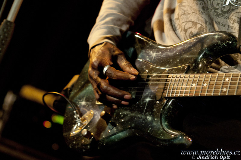 BERNARD ALLISON GROUP_047