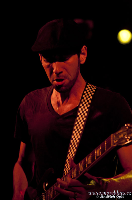 CHARLIE MUSSELWHITE_10