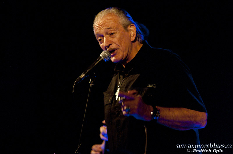 CHARLIE MUSSELWHITE_34