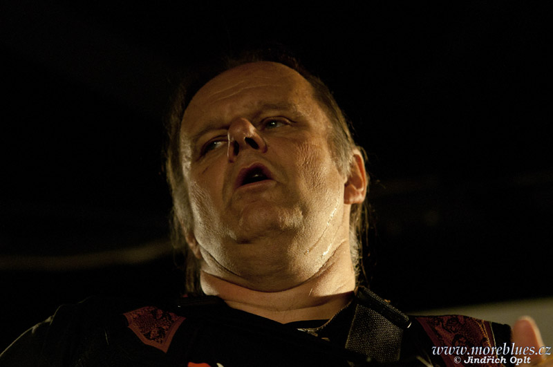 WALTER TROUT_034