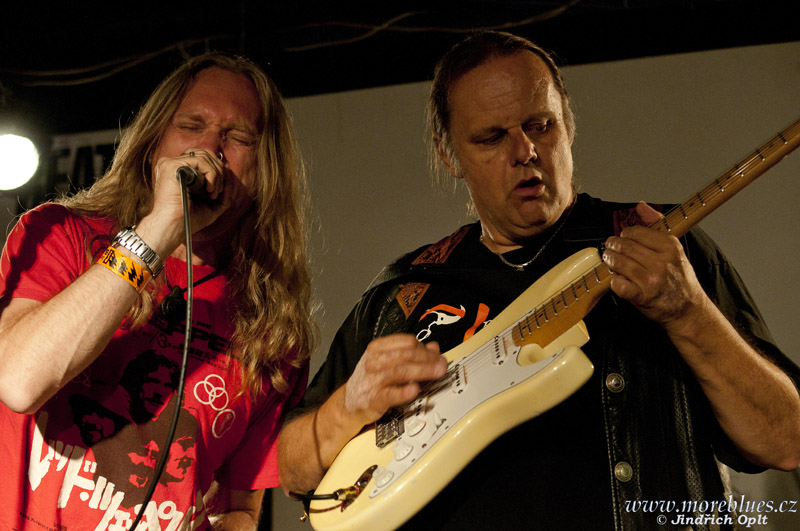 WALTER TROUT_096