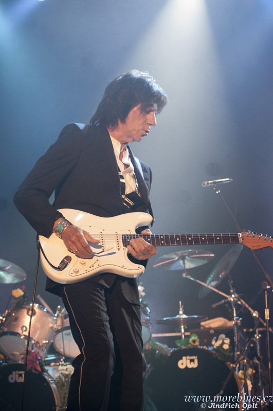 JEFF BECK_030