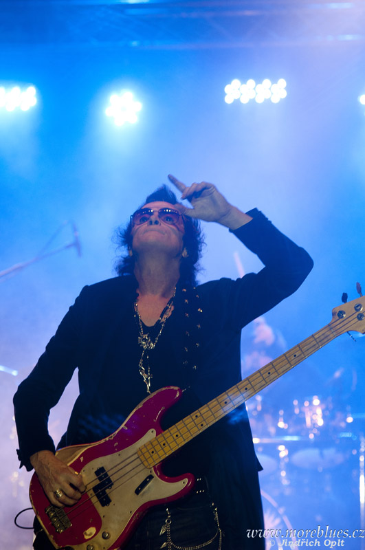 BLACK COUNTRY COMMUNION_49