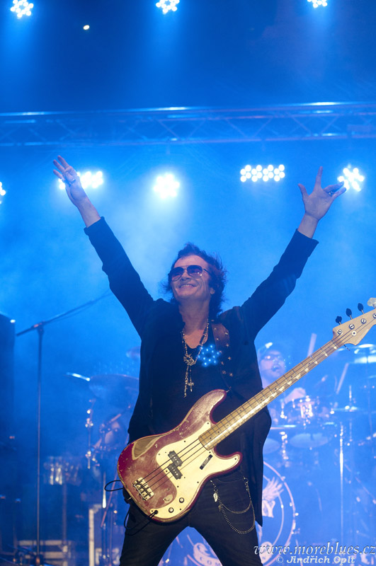 BLACK COUNTRY COMMUNION_50