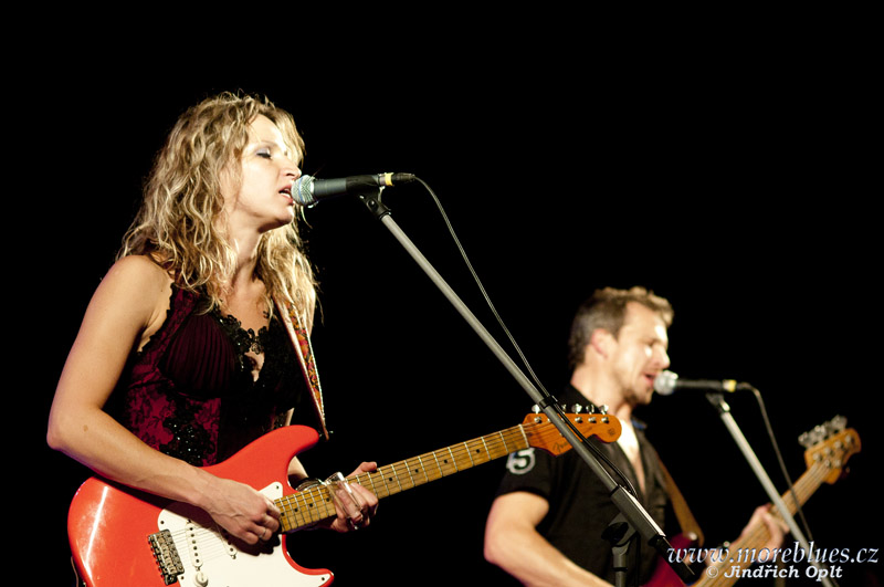 Ana Popovic_16