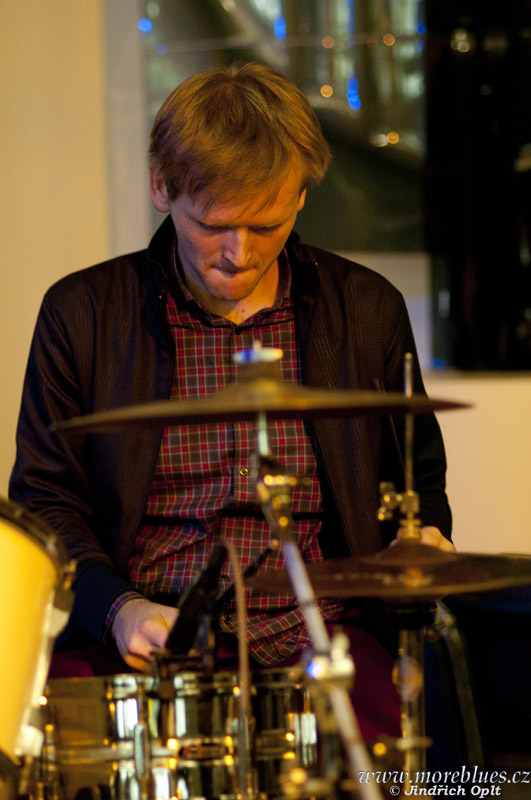 JUICY BAND_03