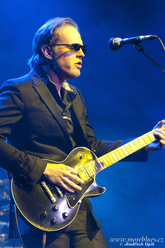 JOE BONAMASSA_37