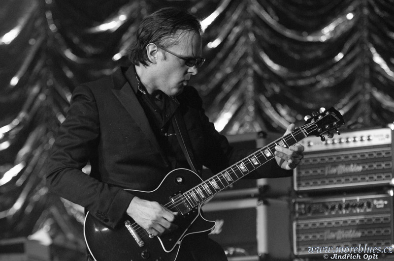 JOE BONAMASSA_41