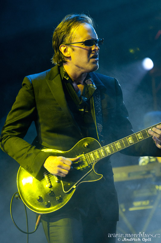 JOE BONAMASSA_47