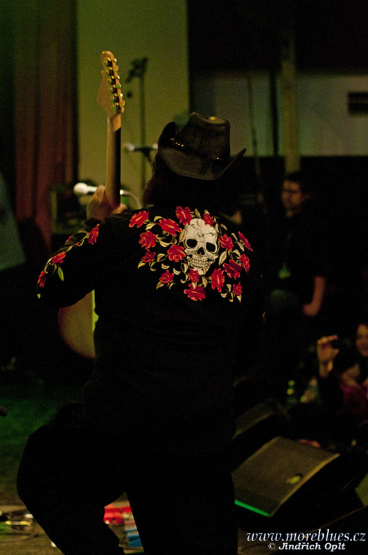 Guitar Shorty_23