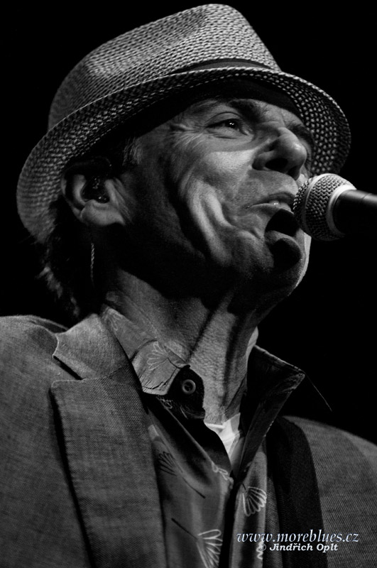 John Hiatt_18