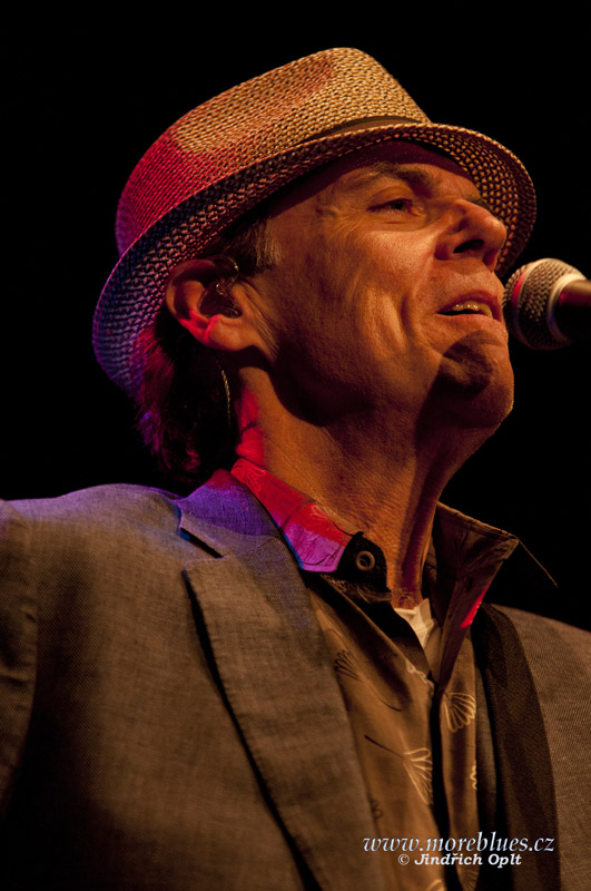 John Hiatt_19