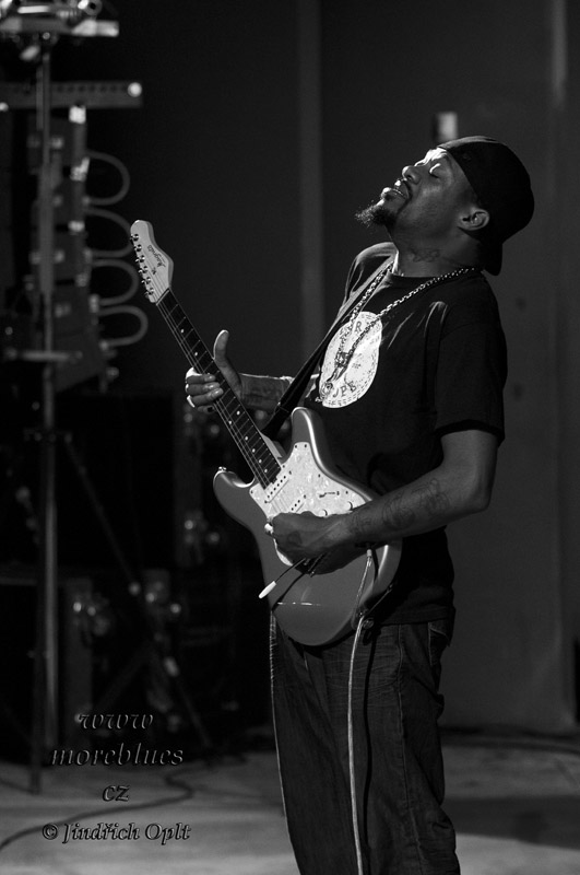 Eric Gales_095