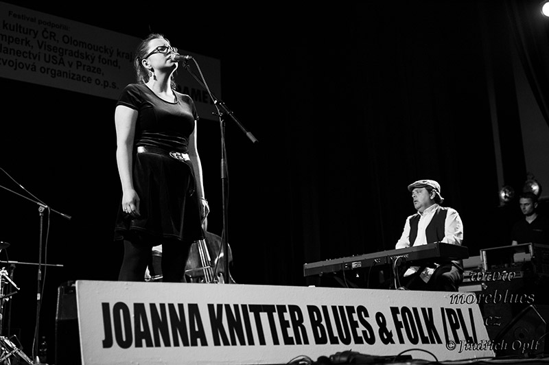 Joanna Knitter Blues & Folk Connection_03