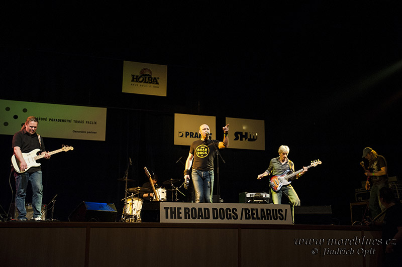 THE ROAD DOGS_38
