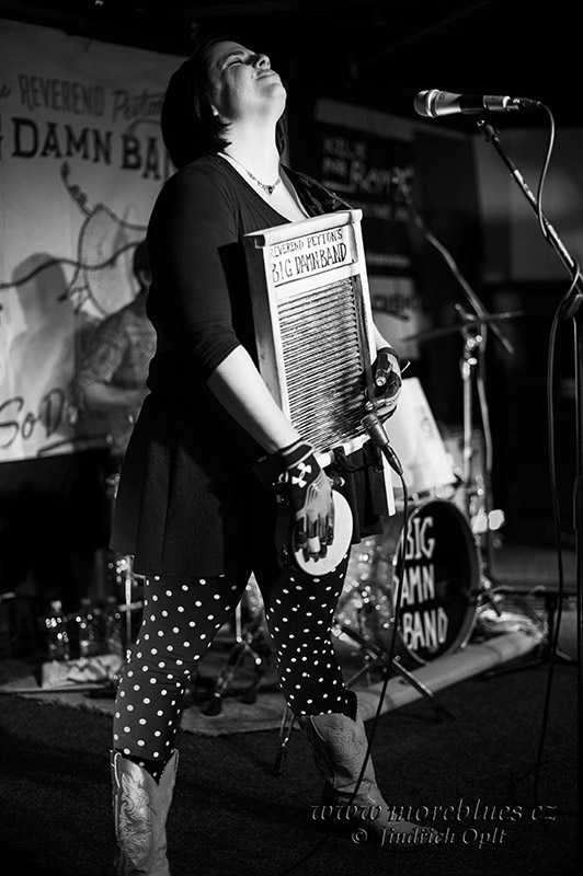 REVEREND PEYTON BIG DAMN BAND_39