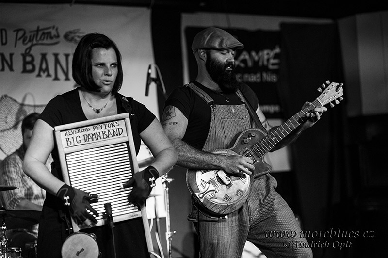 REVEREND PEYTON BIG DAMN BAND_58