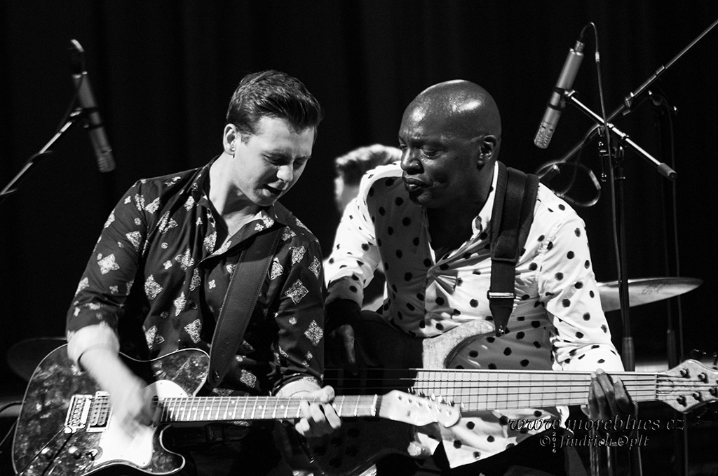 LAURENCE JONES BAND_34