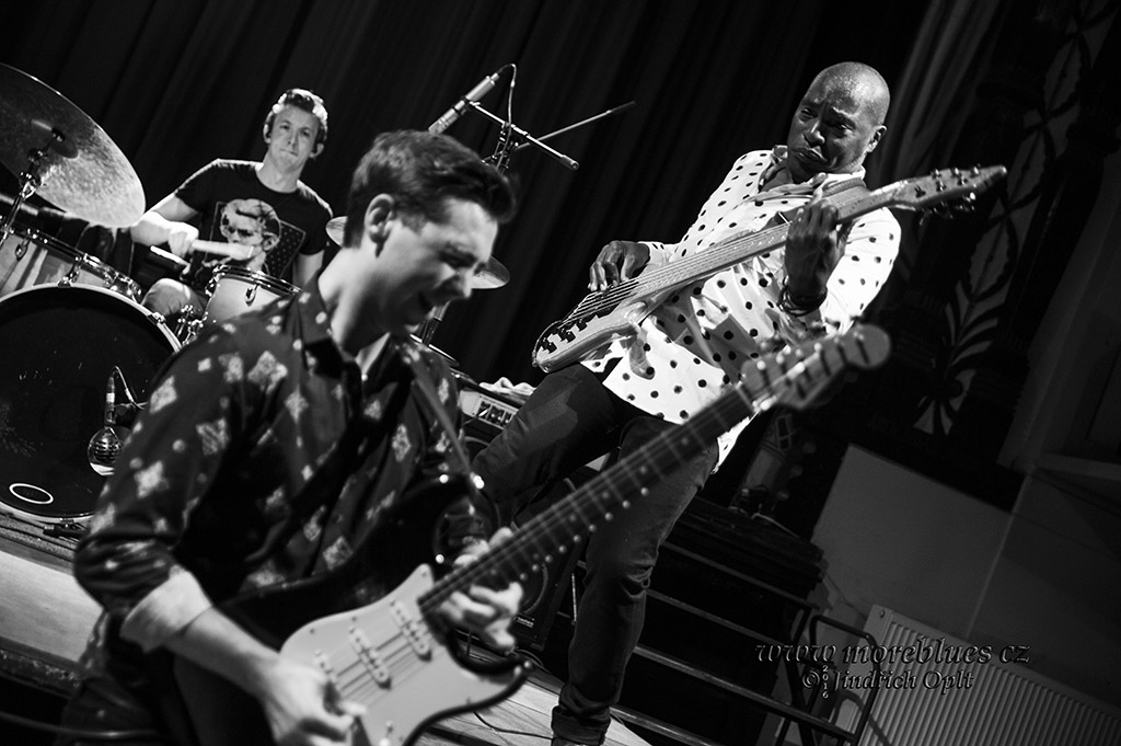 LAURENCE JONES BAND_50