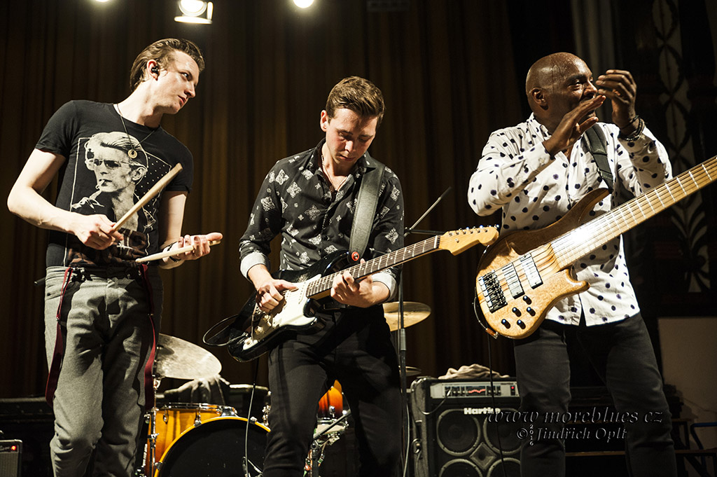 LAURENCE JONES BAND_61