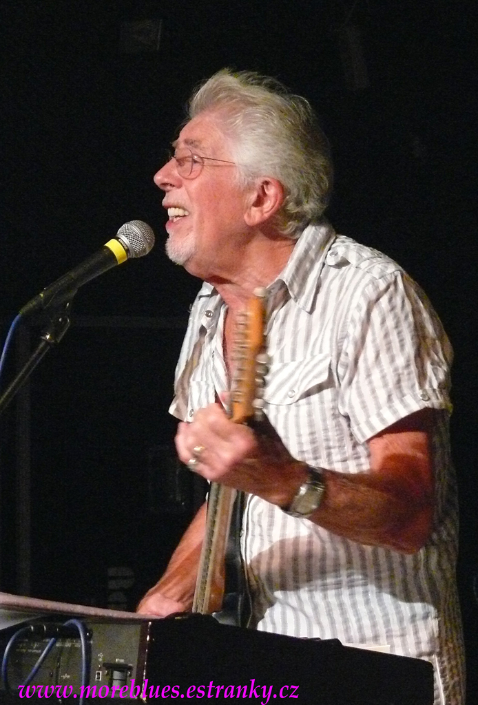 John Mayall & the Bluesbreakers 15.jpg