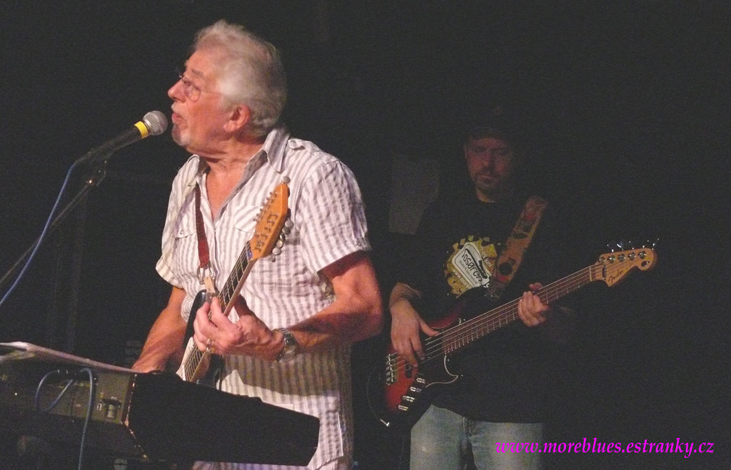 John Mayall & the Bluesbreakers 25.jpg