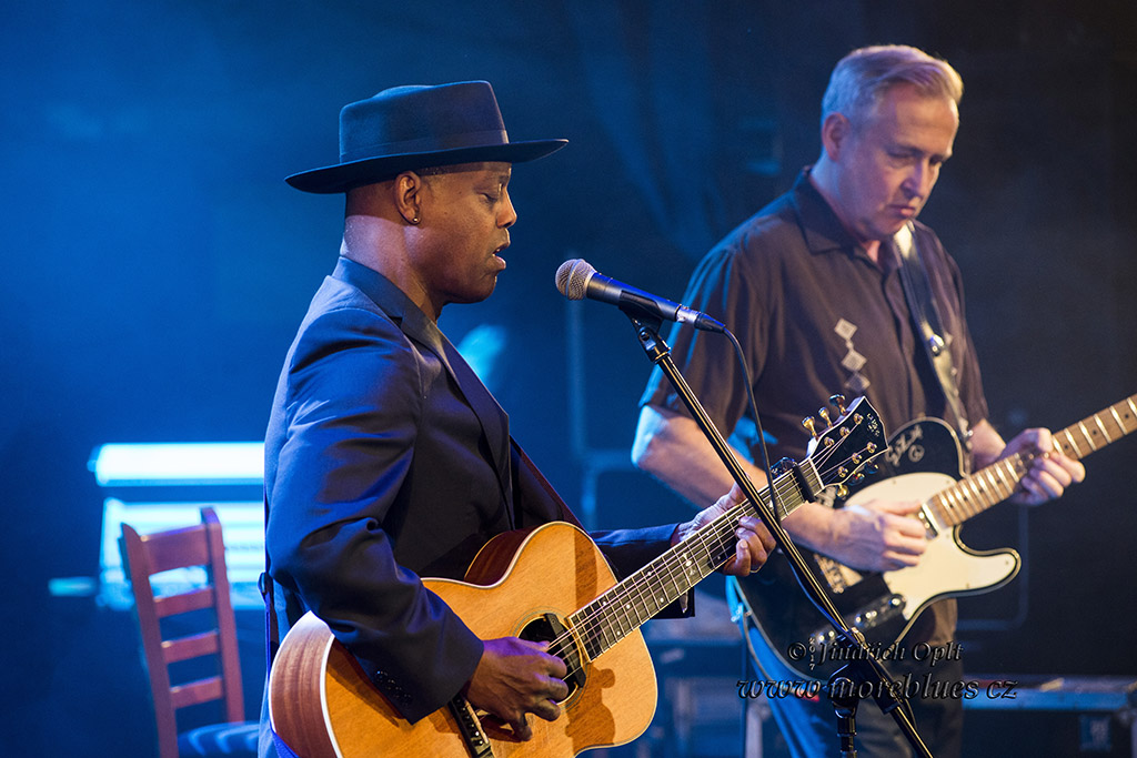 ERIC BIBB_08