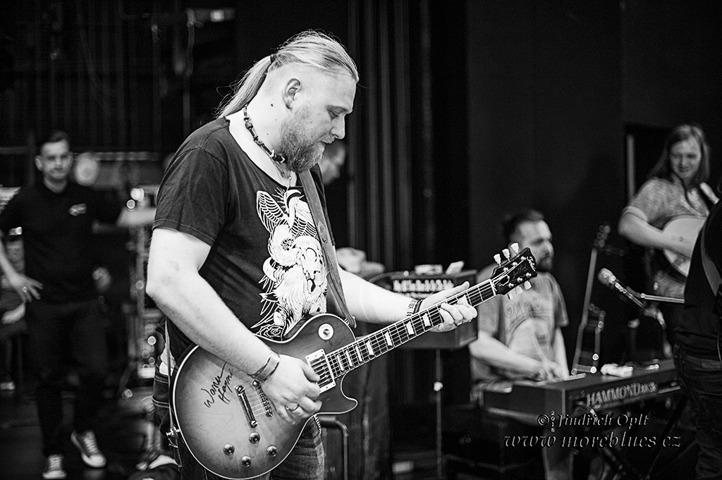 SOUNDCHECK_23