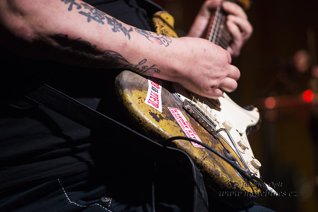 POPA CHUBBY_16
