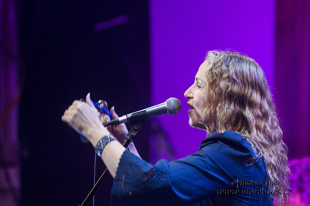 JOAN OSBORNE_16