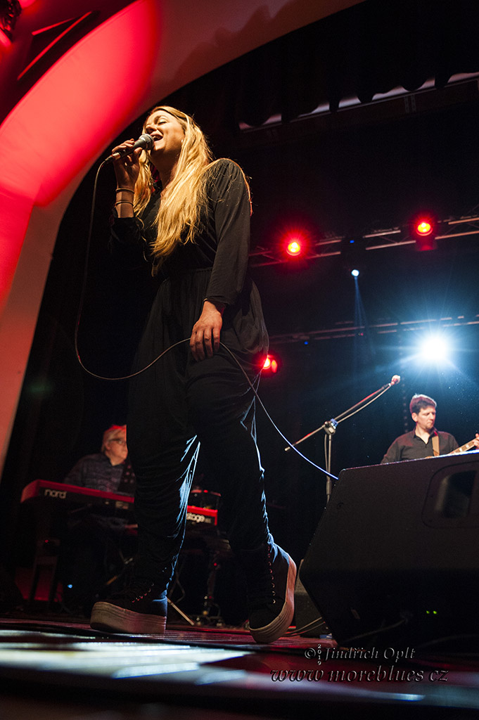 JO HARMAN_58